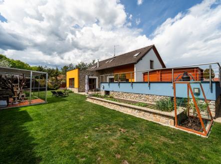 Prodej - dům/vila, 261 m² obrázek