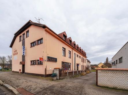 foto: 2 | Prodej - komerční objekt, jiný, 1 104 m²