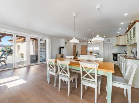 foto: 2 | Prodej - dům/vila, 160 m²