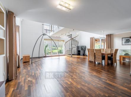 foto: 2 | Prodej - dům/vila, 282 m²
