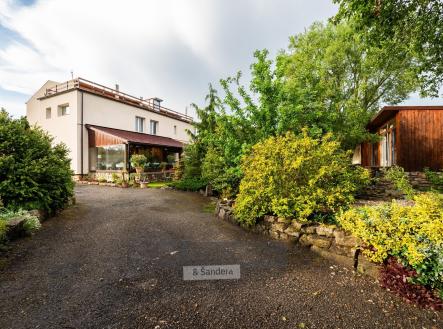 foto: 3 | Prodej - dům/vila, 768 m²