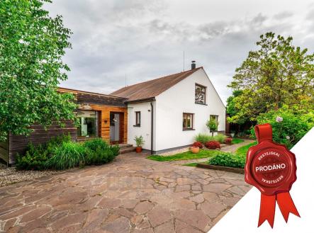 foto: 1 | Prodej - dům/vila, 308 m²