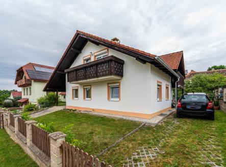 foto: 2 | Prodej - dům/vila, 330 m²