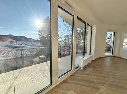 foto: 2 | Pronájem bytu, 2+kk, 67 m²