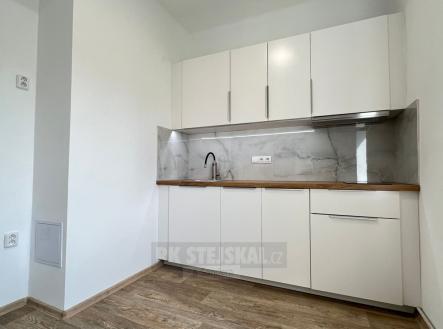 Pronájem bytu, 2+1, 61 m²
