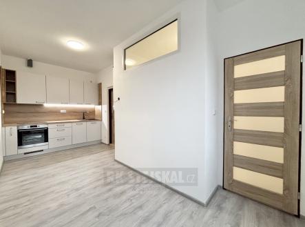 foto: 2 | Pronájem bytu, 1+1, 39 m²