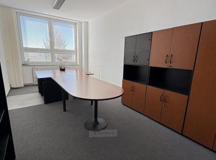 Pronájem - kanceláře, 35 m² obrázek