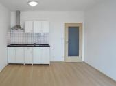 Pronájem bytu, garsoniéra, 37 m²