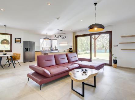 int (1).jpg | Pronájem - dům/vila, 158 m²