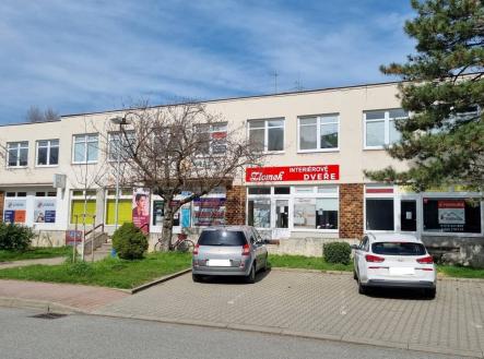 Bez popisku | Pronájem - obchodní prostor, 124 m²