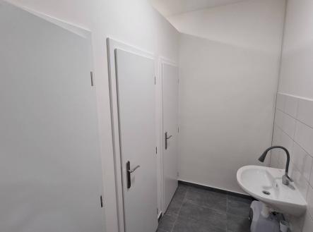 Bez popisku | Pronájem - obchodní prostor, 37 m²