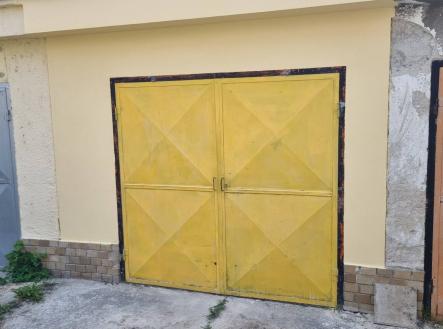 Bez popisku | Pronájem - malý objekt/garáž