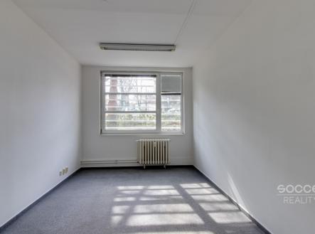 Pronájem - kanceláře, 105 m²