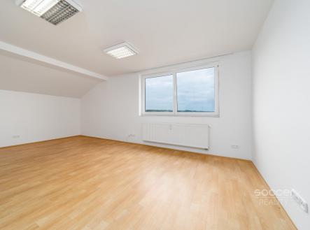 Pronájem - kanceláře, 123 m²