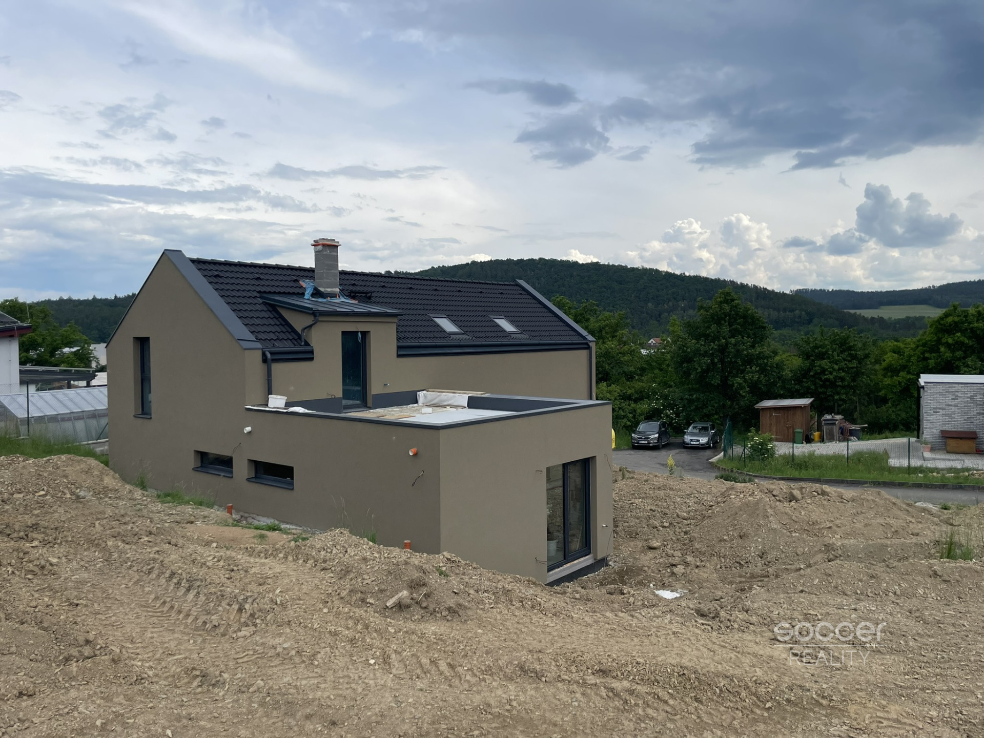 Prodej nízkoenergetické novostavby RD 5+kk, 191 m2 s pozemkem 803 m2 v obci Velká Lečice