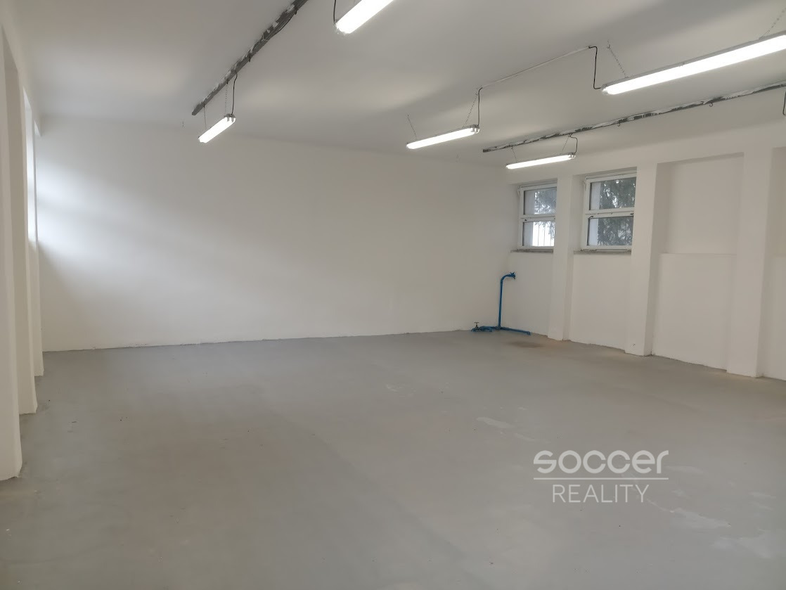 Pronájem skladu, 109 m2, Praha 10 - Dolní Měcholupy, Ke Kablu