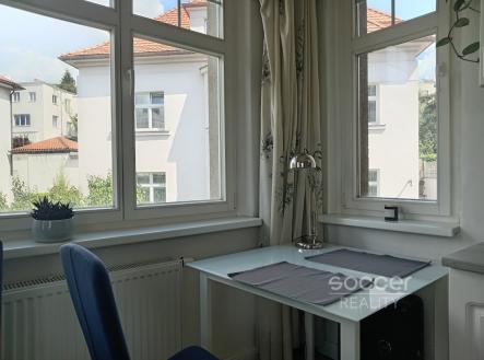 Pronájem bytu, 1+kk, 27 m²