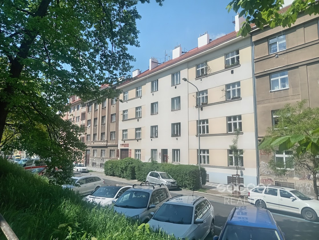 Pronájem bytu 2+kk, 50 m2, Praha 3 - Žižkov, ul. Jeseniova.