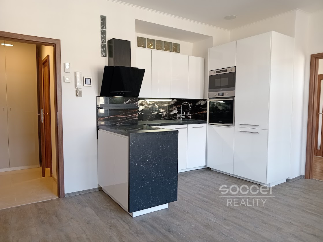 Pronájem bytu 2+kk, 51 m2, Praha 3 - Žižkov, ul. Jeseniova.