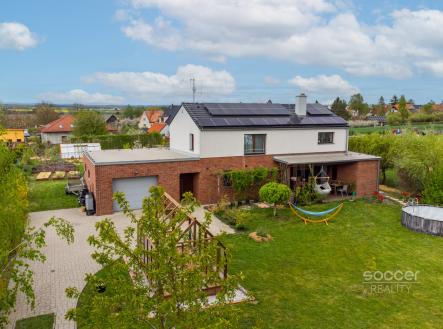 Prodej - dům/vila, 196 m²
