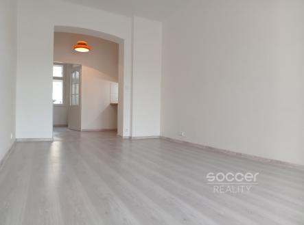 Pronájem bytu, 1+kk, 32 m² obrázek