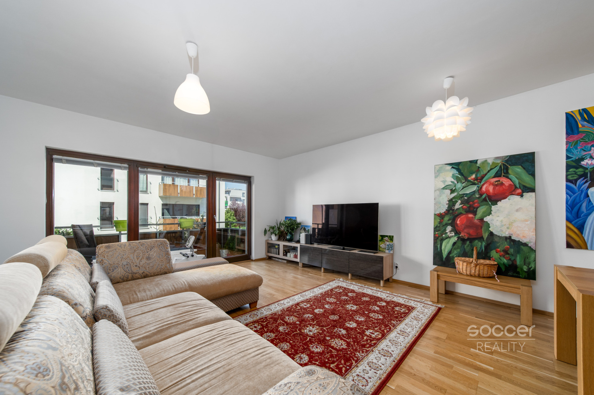 Prodej bytu 4+kk/sklep/garážové stání/balkon, 104m2, ul. Nepomuckých, Praha 9 - Letňany.