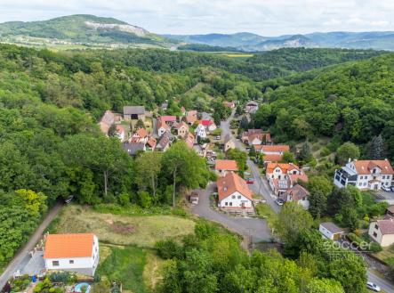 Prodej - pozemek pro bydlení, 800 m² obrázek