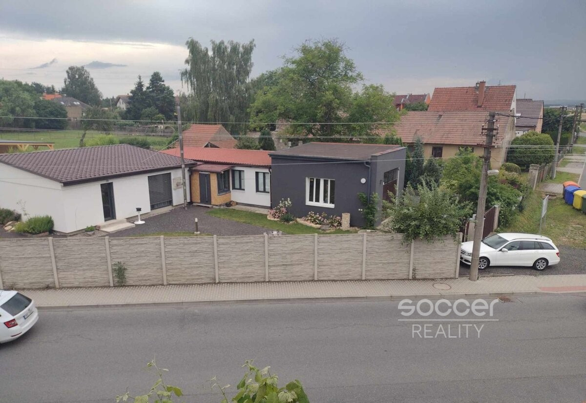Pronájem autoservisu, obec Červený Újezd