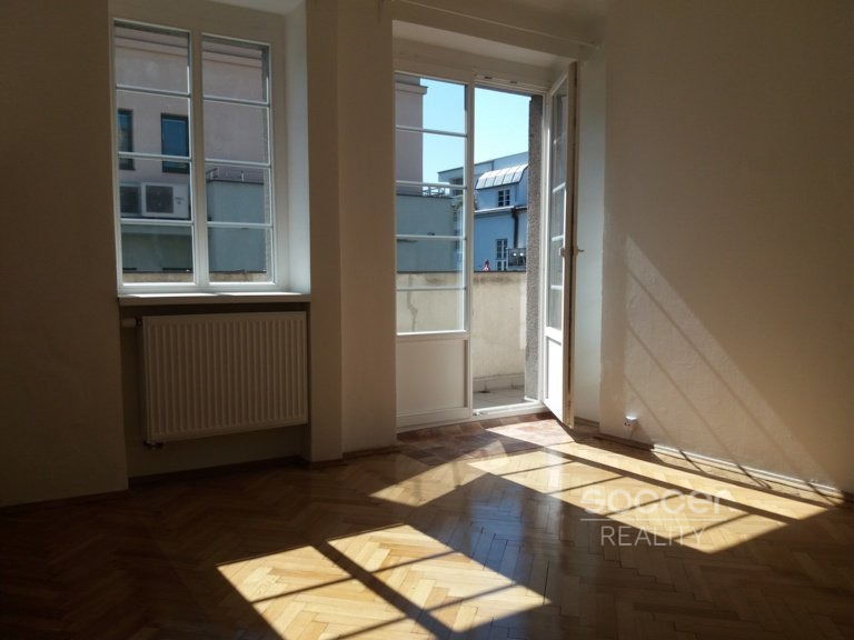 Pronájem krásného bytu 2+KK/B, 50 m2, Praha 4 - Podolí, Pravá