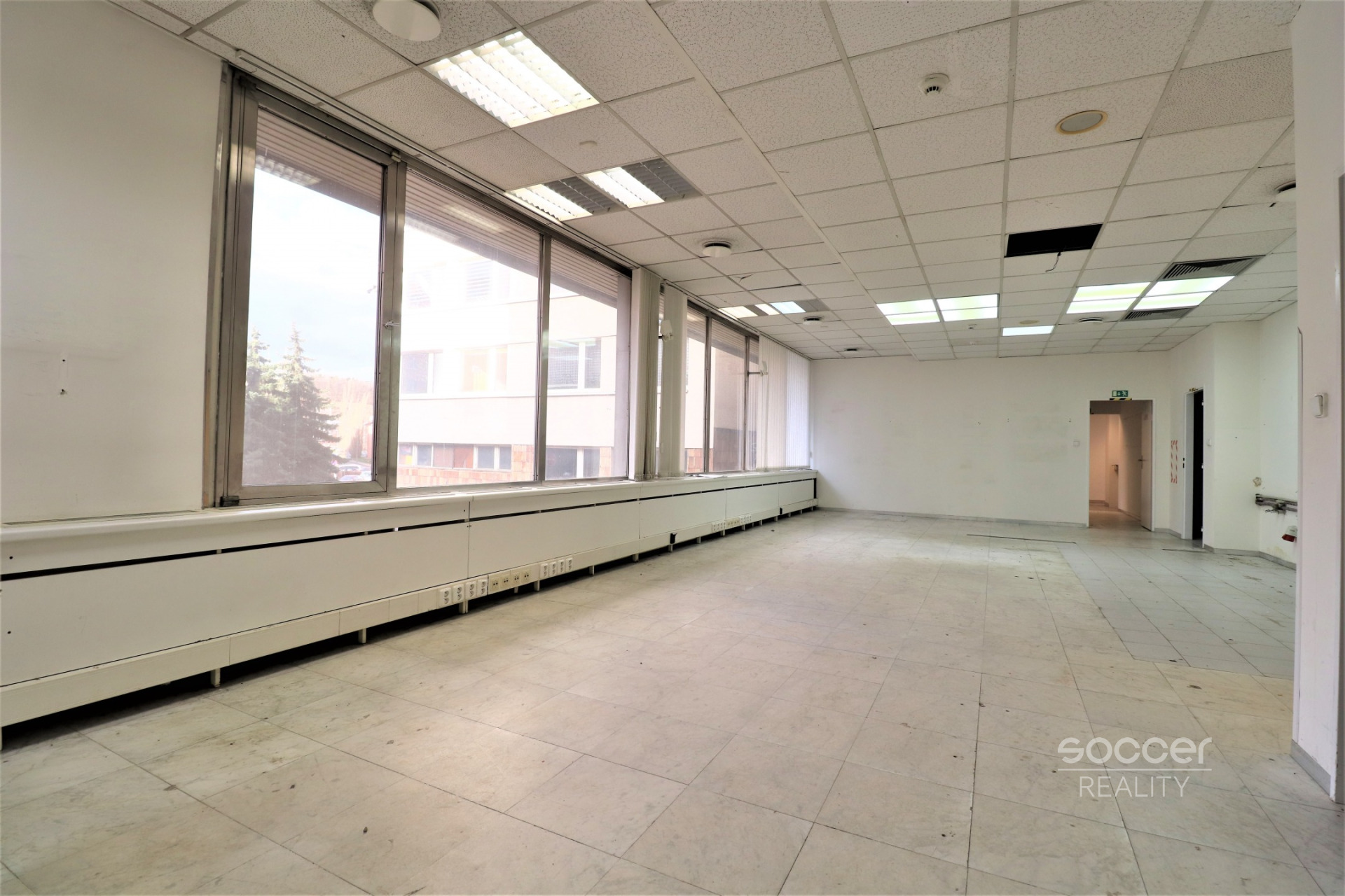 Obchodní prostory 250,1 m2, ulice Sokolovská, Praha 9 - Libeň