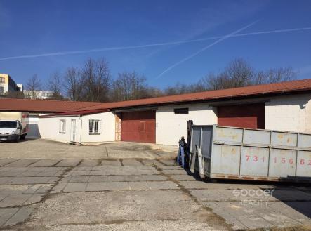 Pronájem - skladovací prostor, 175 m²