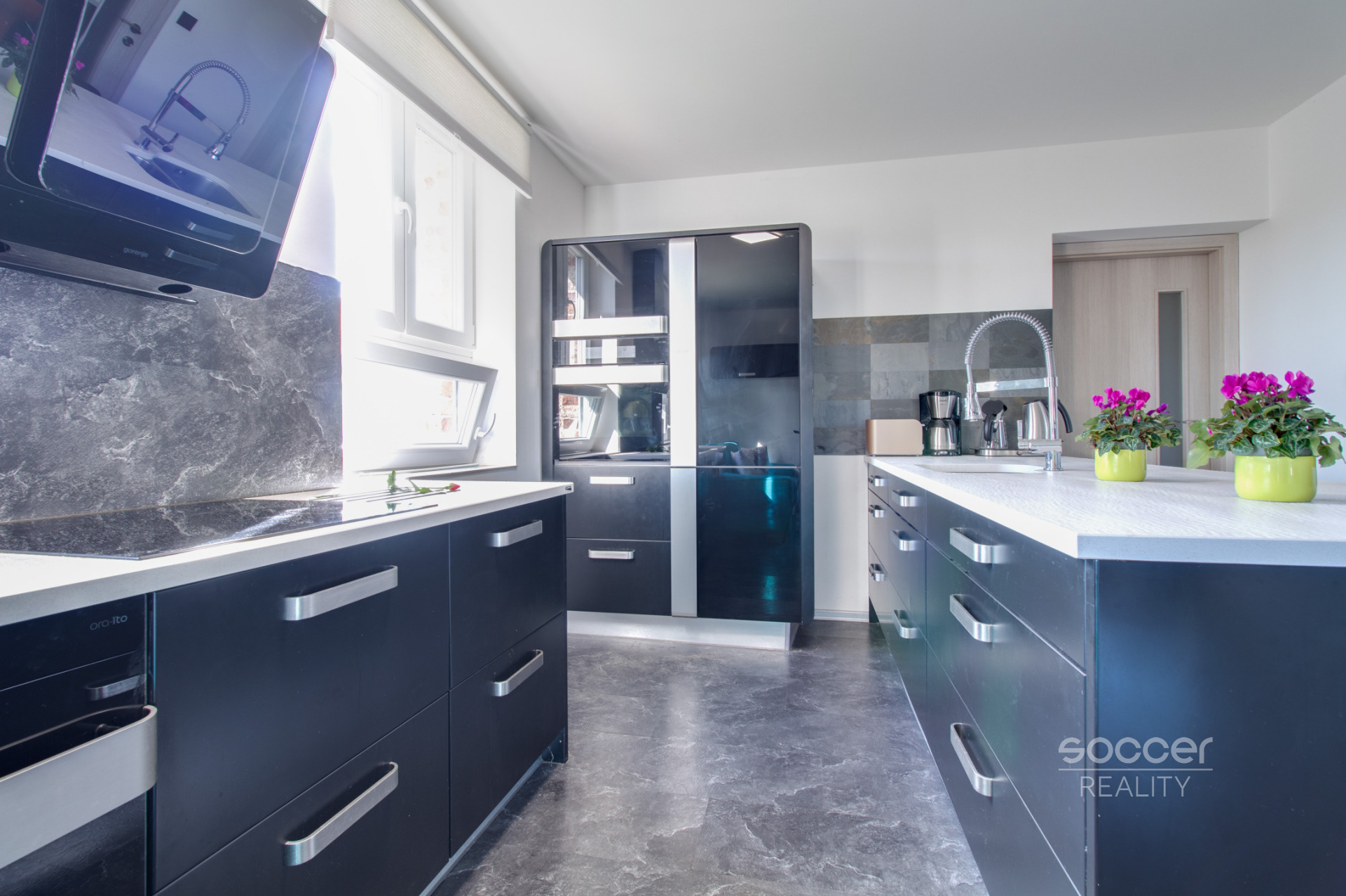 Pronájem luxusního bytu 2+kk s terasou (83,8 m²), Vojkovice, okres Mělník