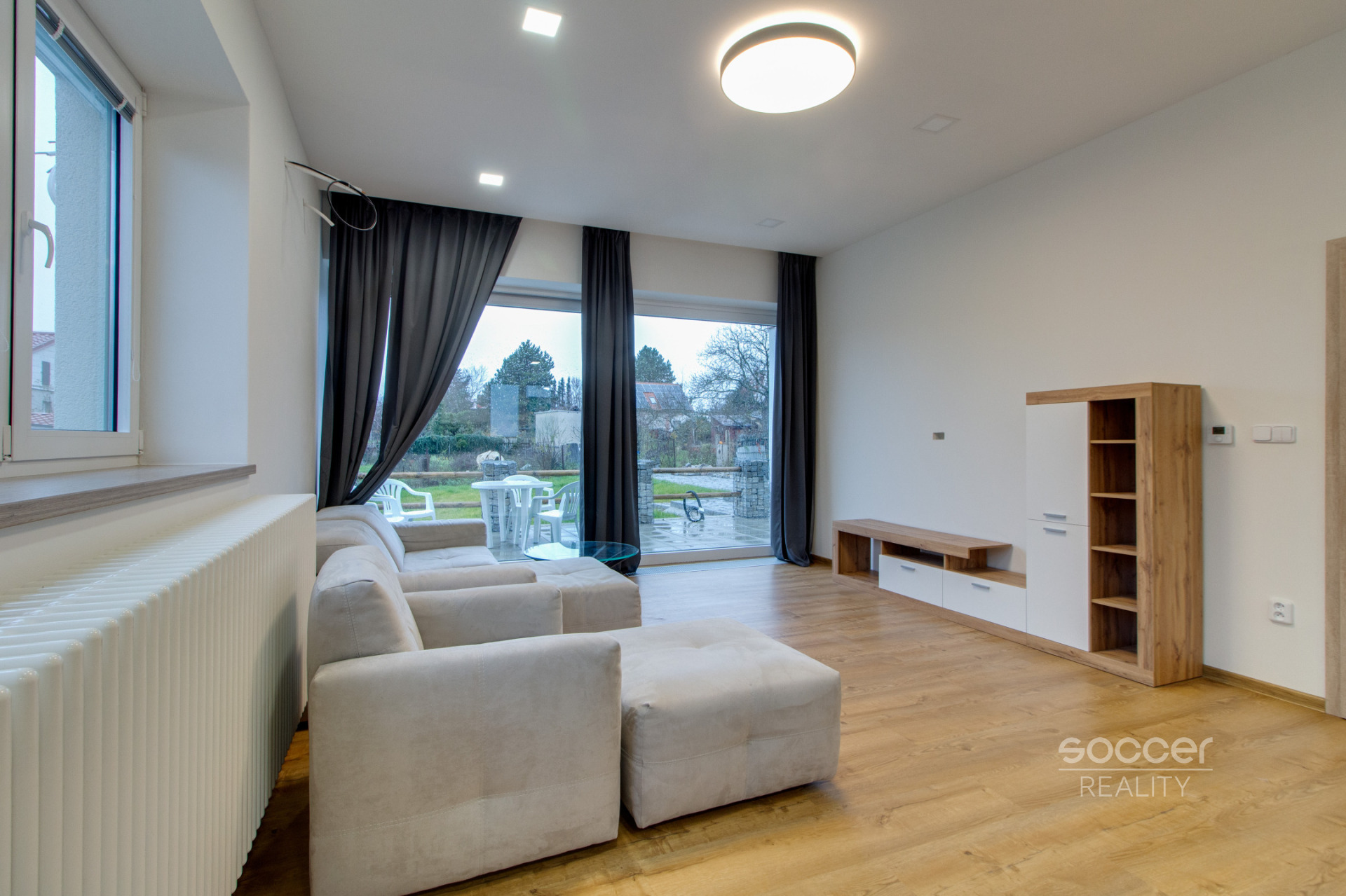 Pronájem krásného bytu 2+kk/zahrada, 60 m², ul. Dělnická, Nové Jirny