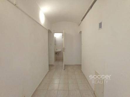 Pronájem - kanceláře, 42 m²