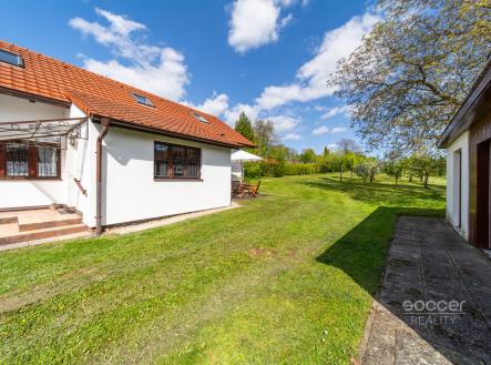 Pronájem - dům/vila, 180 m²