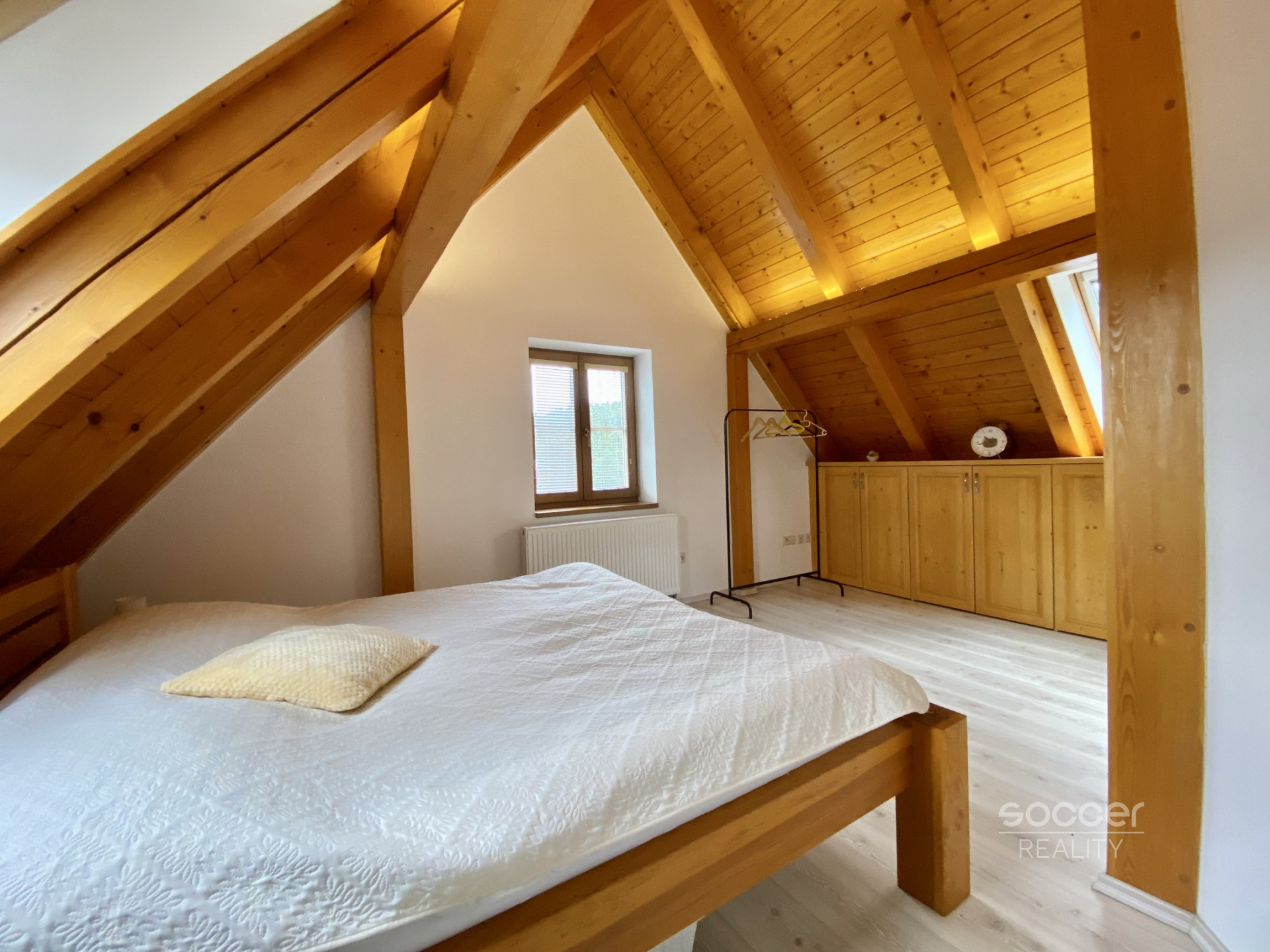 Mimořádně příjemný rekreační dům s terasou v kouzelné přírodě.