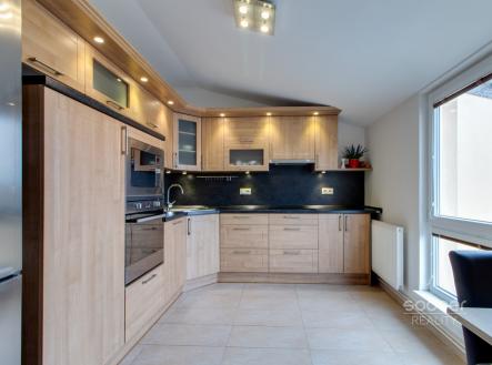 Pronájem bytu, 3+1, 72 m²