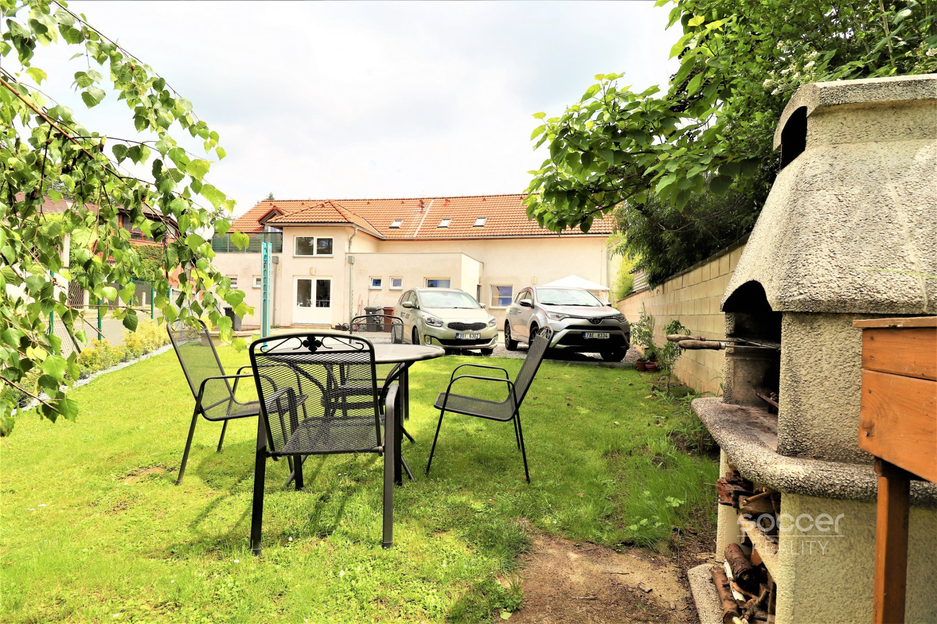 Hezký nadstandardní byt 3+kk, 76 m2, Černošice - Mokropsy.