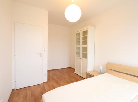 Pronájem bytu, 2+kk, 66 m²