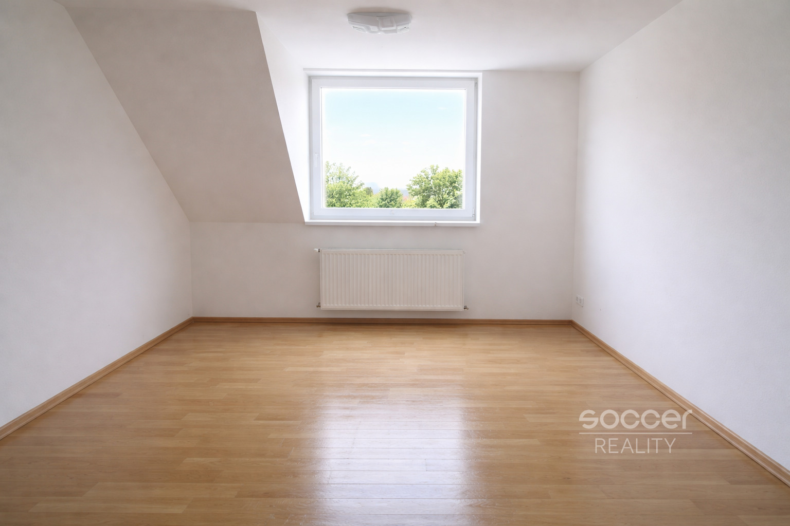 Pronájem bytu 2+1/S, 56 m2, Praha 6 - Vokovice, ul. Kladenská.