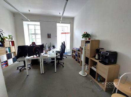 Pronájem - kanceláře, 108 m²