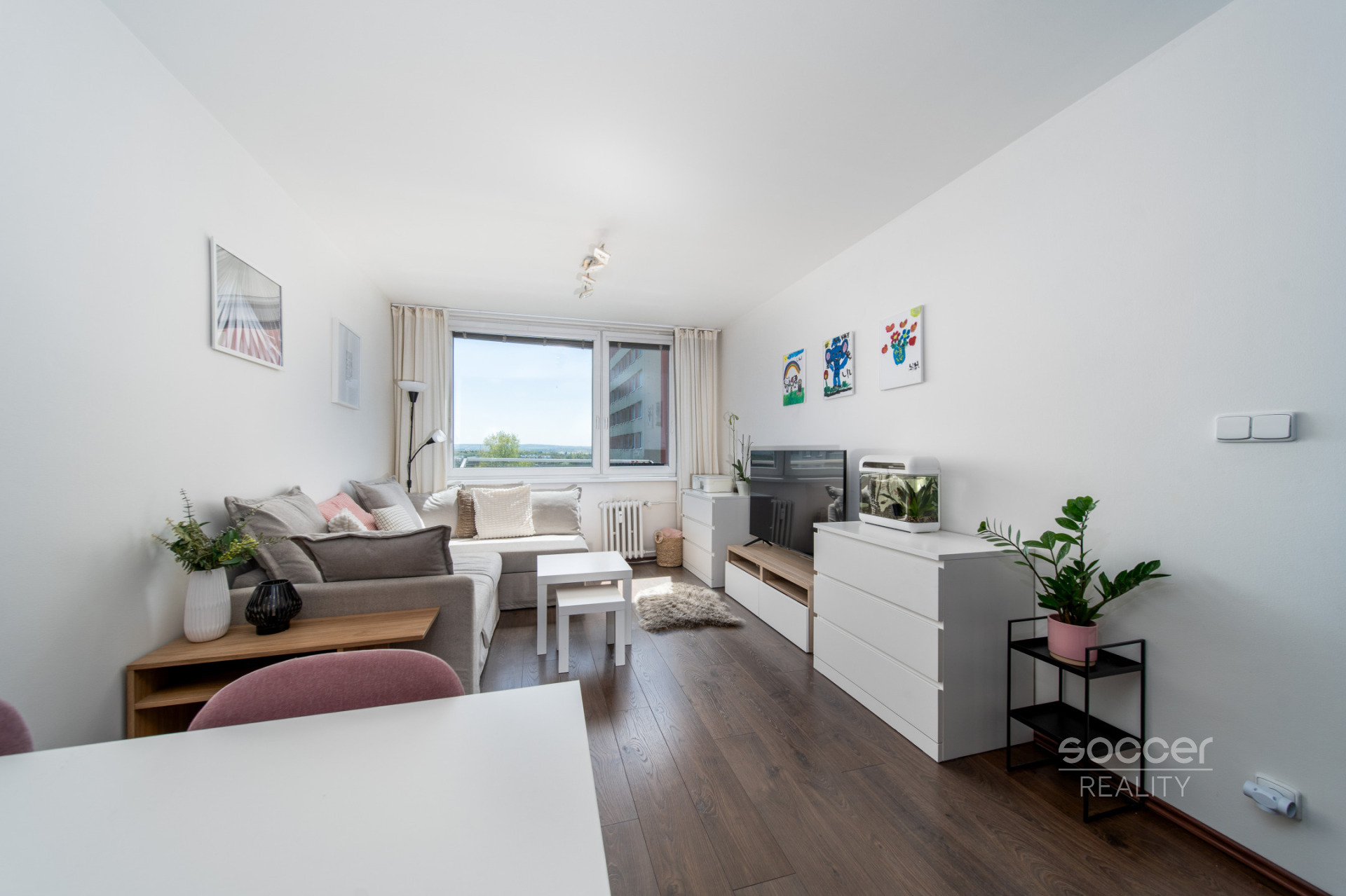 Prodej bytu 2+kk, 42,97 m² se sklepní kójí, ul. Pavlišovská, Praha 20 - Horní Počernice.