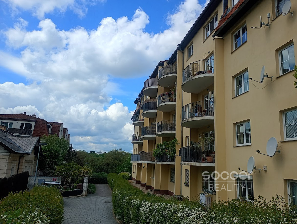 Pronájem bytu 3+1/B, 88 m2, Praha 5 - Smíchov, ul. Na Hřebenkách.