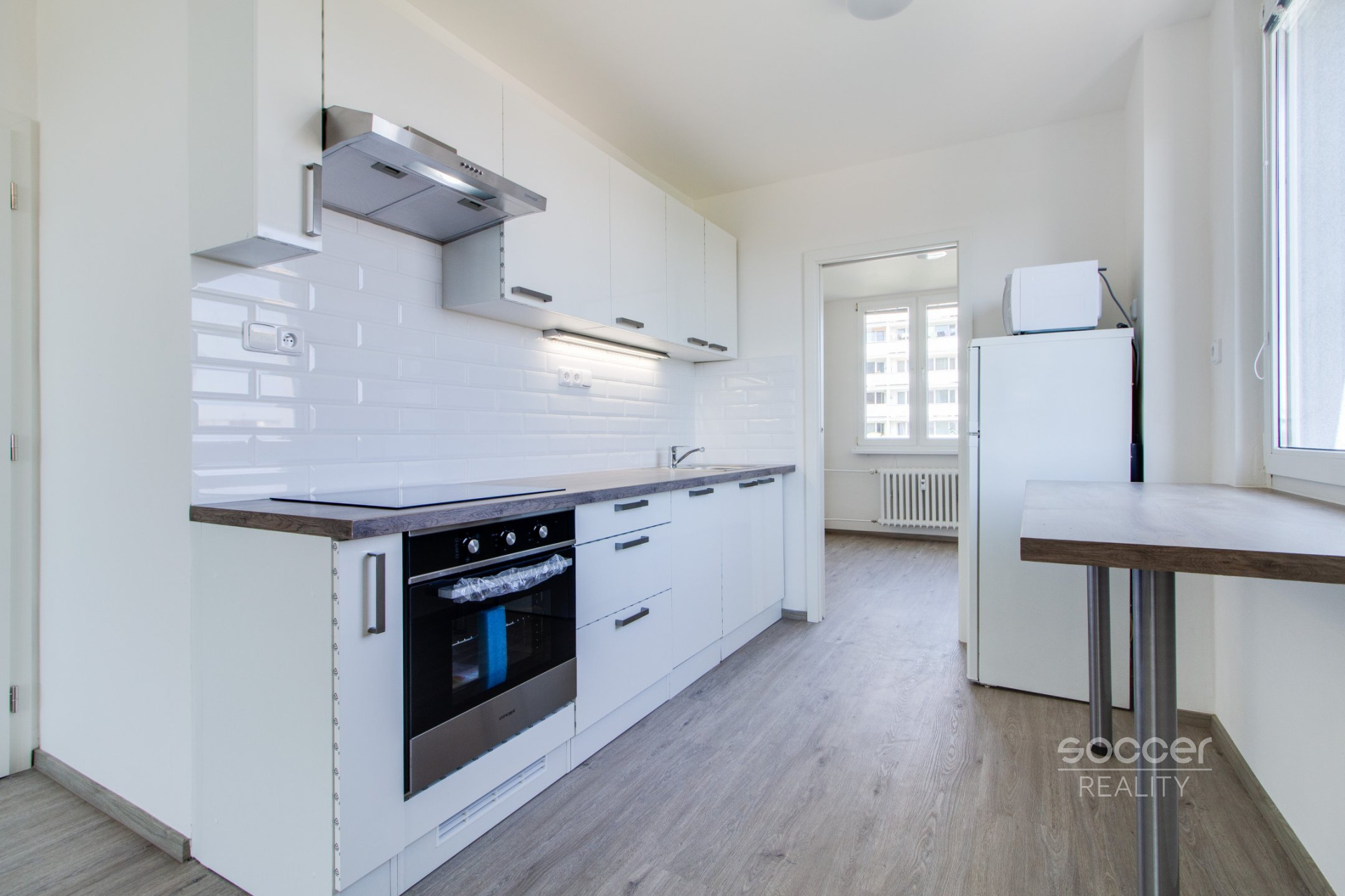 Pronájem bytu 4+kk/L/komora, 65 m² + lodžie 7 m², Praha 4 – Krč, Horáčkova ulice.