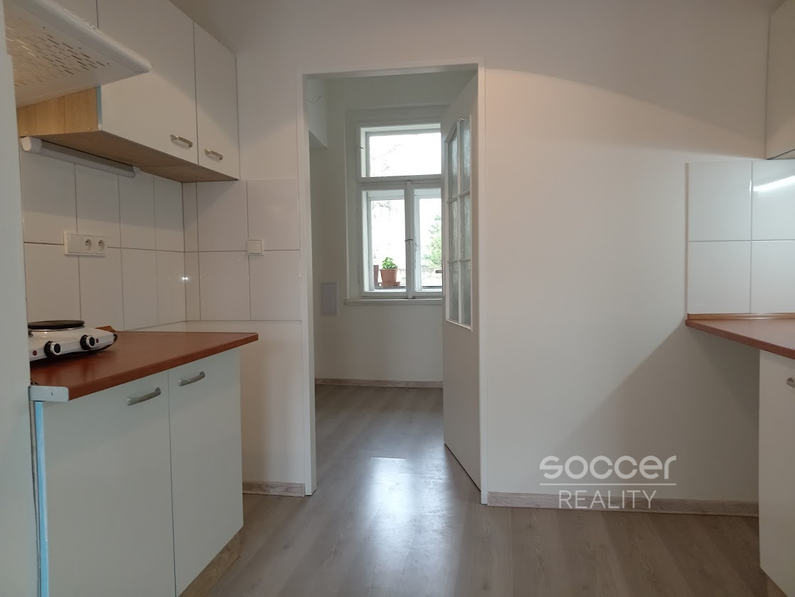 Pronájem bytu 1+kk, 32 m2, Praha 3 - Žižkov, ul. Chlumova.