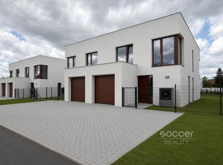 Pronájem - dům/vila, 171 m²