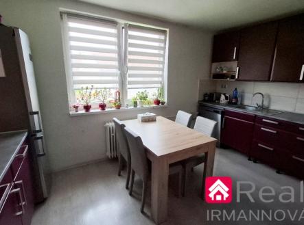 Obrázek k zakázce č.: 716712 | Prodej - dům/vila, 118 m²