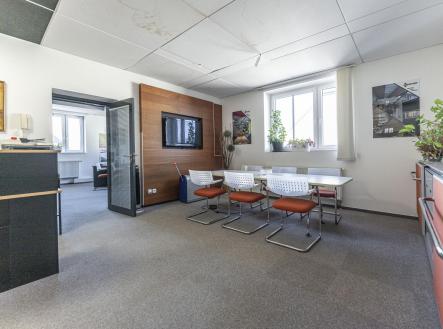 Hostavice_4.JPG | Pronájem - skladovací prostor, 500 m²