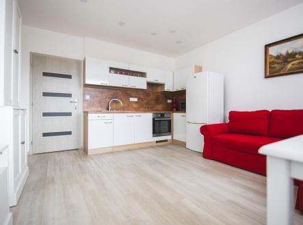 01.jpg | Pronájem bytu, 2+kk, 45 m²