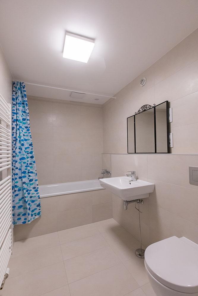 3. 7T6A0611 small.jpg